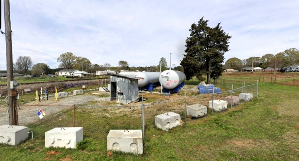 119 Edgewood Dr, Union, SC à vendre - Photo du bâtiment - Image 2 de 2