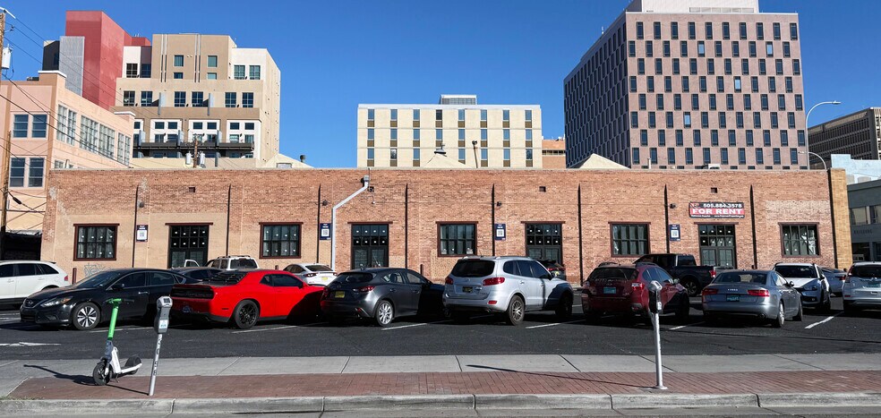 615 Gold Ave SW, Albuquerque, NM à louer - Photo du bâtiment - Image 3 de 5