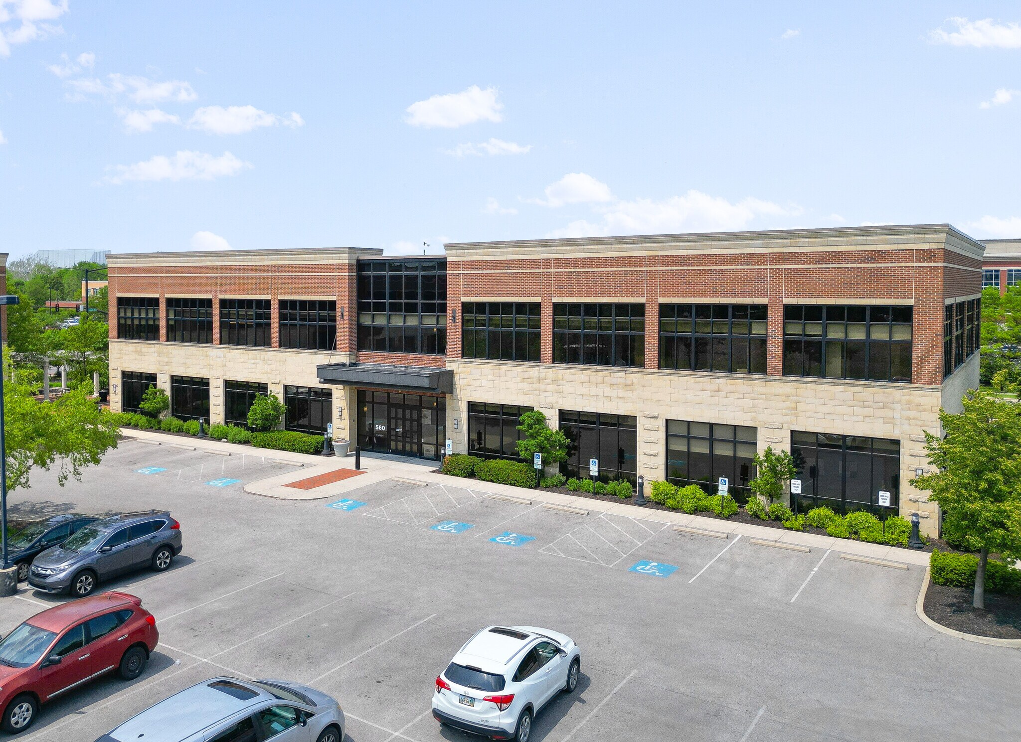 560 N Cleveland Ave, Westerville, OH for lease Primary Photo- Image 1 of 22