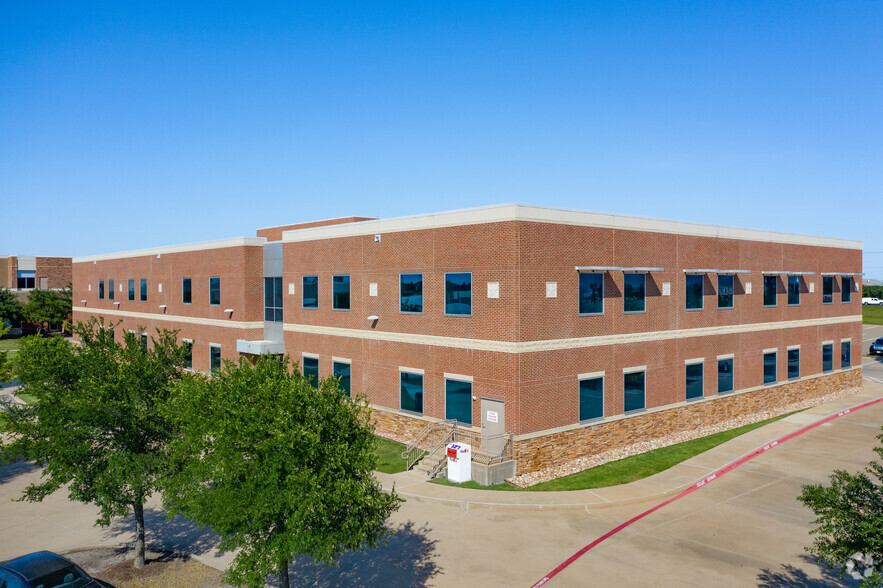 341 Wheatfield Dr, Sunnyvale, TX for lease - Building Photo - Image 2 of 25