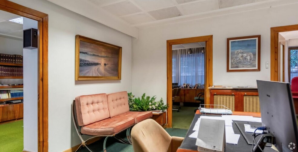 Immeuble residentiel dans Madrid, Madrid à vendre - Photo intérieure - Image 1 de 1