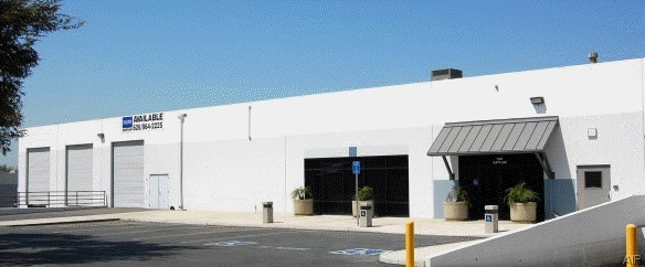 1300 W Optical Dr, Azusa, CA for lease - Building Photo - Image 3 of 7