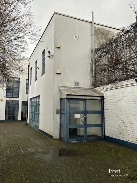29-29A Margravine Rd, Londres à louer - Photo du bâtiment - Image 3 de 5
