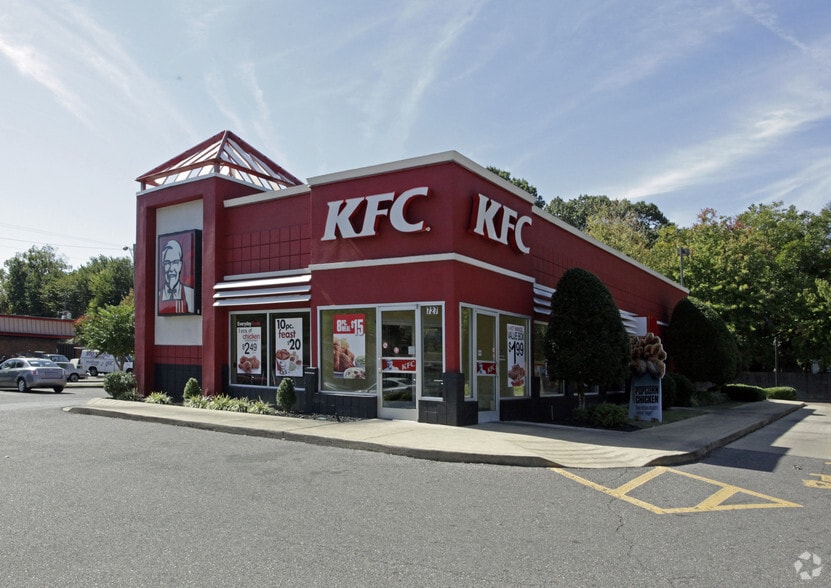 727 S Highland St, Memphis, TN for lease - Building Photo - Image 2 of 4