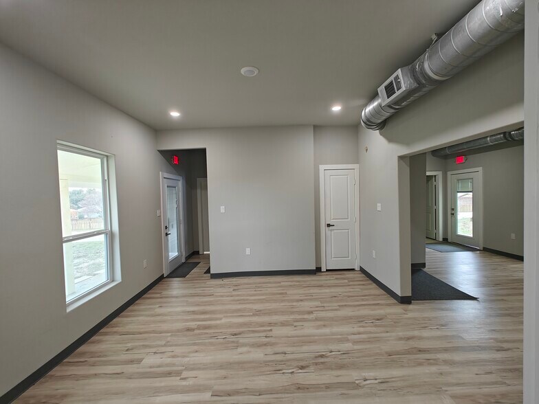 701 E 1st St, Prosper, TX à vendre - Photo du bâtiment - Image 3 de 17