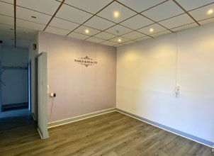 10 West Blackhall St, Greenock for lease Interior Photo- Image 2 of 3