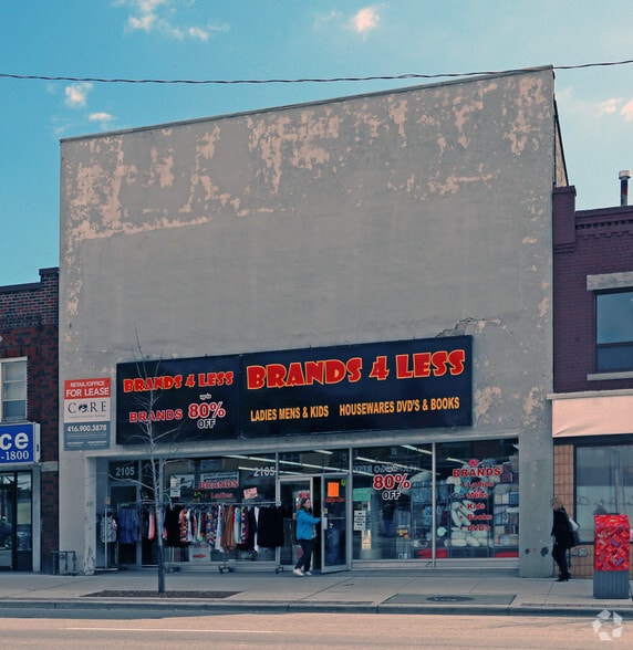 2105 Danforth Ave, Toronto, ON for lease - Building Photo - Image 2 of 3