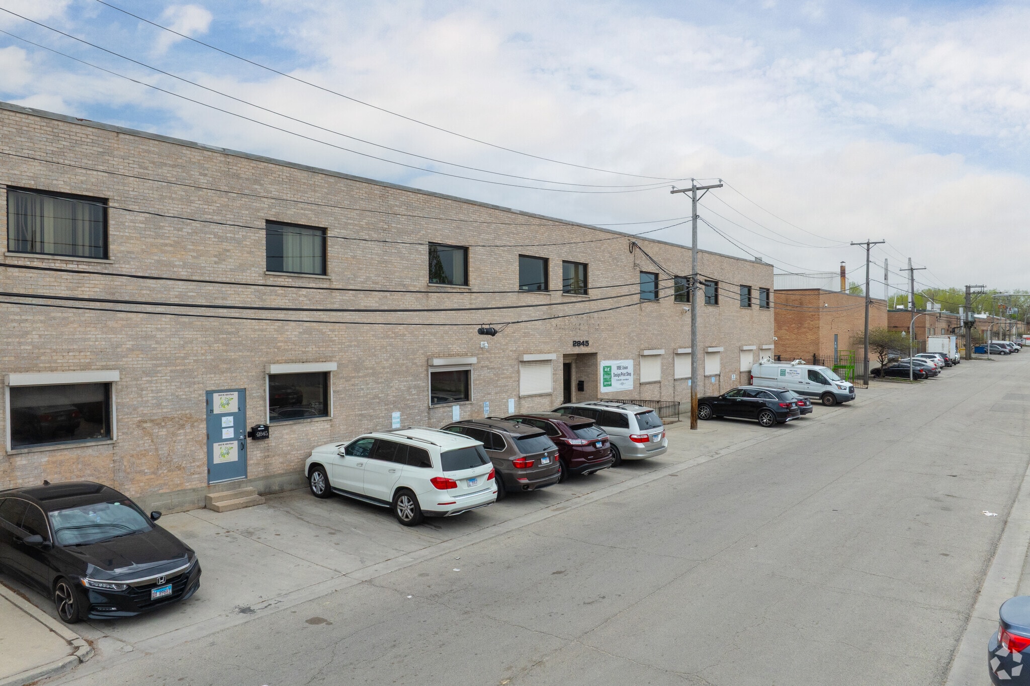 2845 W 48th Pl, Chicago, IL for lease Primary Photo- Image 1 of 17