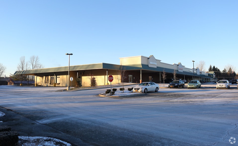 43 Round Lake Rd, Ballston Lake, NY for lease - Building Photo - Image 2 of 15