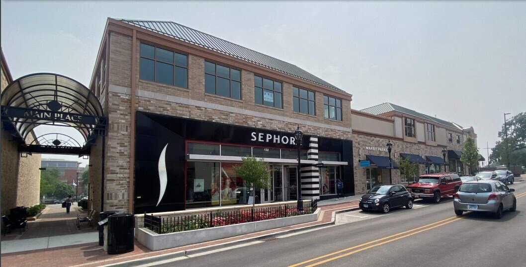 132-144 W Jefferson Ave, Naperville, IL for lease Primary Photo- Image 1 of 5