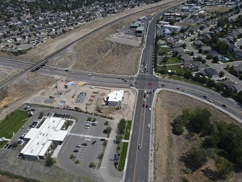 8840 Clearwater ave, Kennewick, WA à louer - Photo du bâtiment - Image 3 de 6