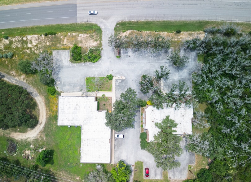 13438-1 Bandera Rd, Helotes, TX for sale - Building Photo - Image 2 of 18