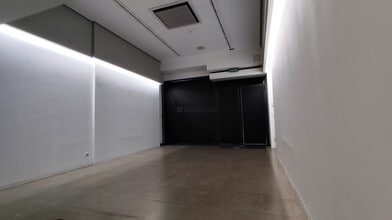Retail in Logroño, La Rioja for lease Interior Photo- Image 2 of 5