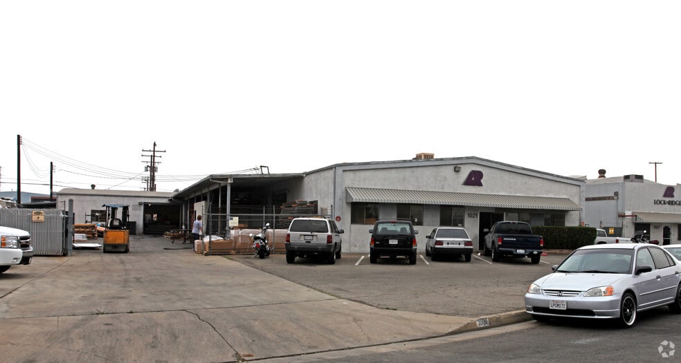 W Kirkwall Rd, Azusa portfolio of 3 properties for sale on LoopNet.ca - Primary Photo - Image 3 of 3