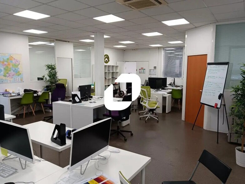 Bureau dans Créteil à louer - Photo intérieure - Image 2 de 6