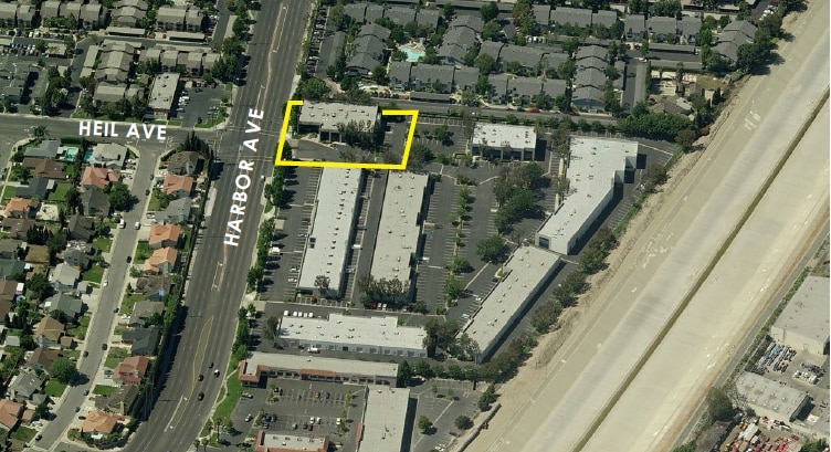 16480 Harbor Blvd, Fountain Valley, CA à louer - Aérien - Image 2 de 22