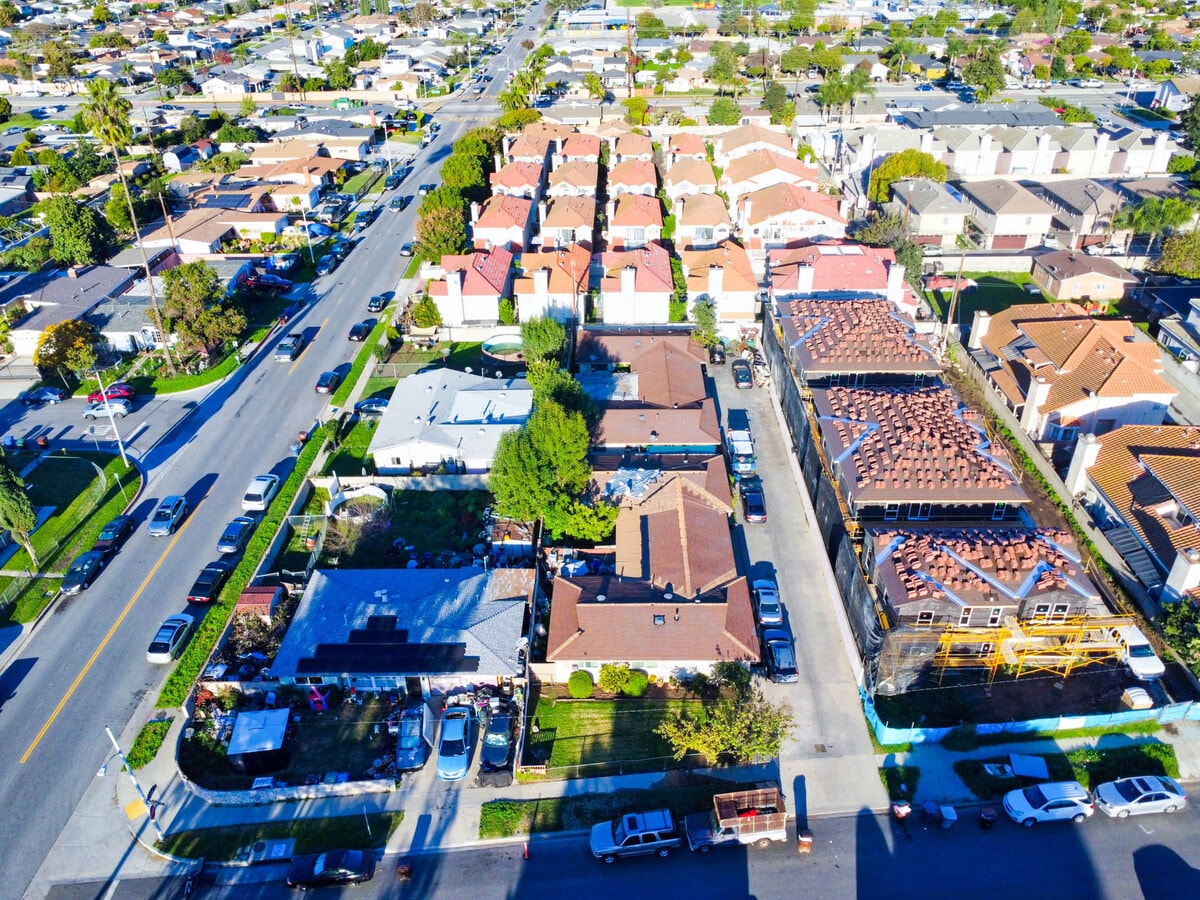 14309 Beckner St, La Puente, CA 91744 - Unité 4 -  - Photo intérieure - Image 2 of 14