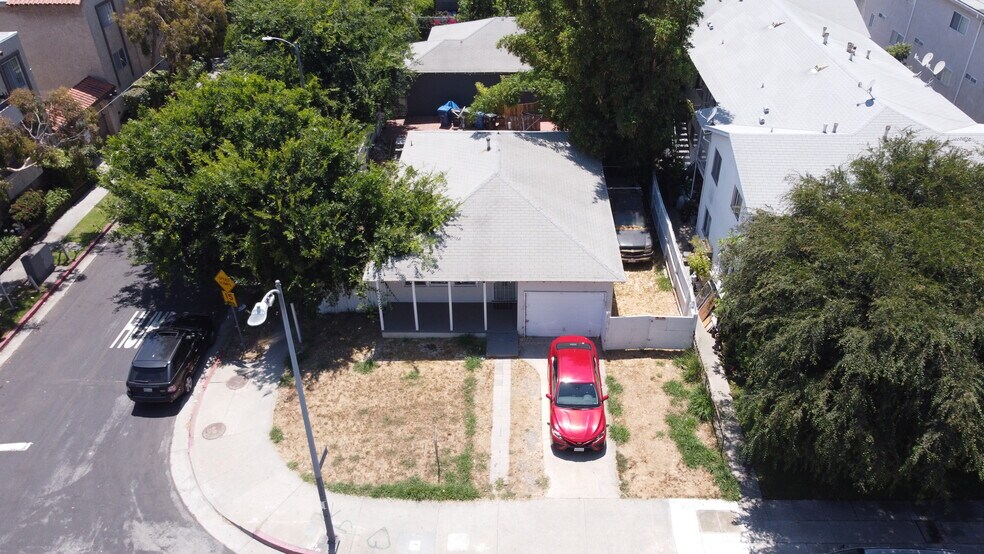 2499 Sawtelle Blvd, Los Angeles, CA à vendre - Photo principale - Image 1 de 4