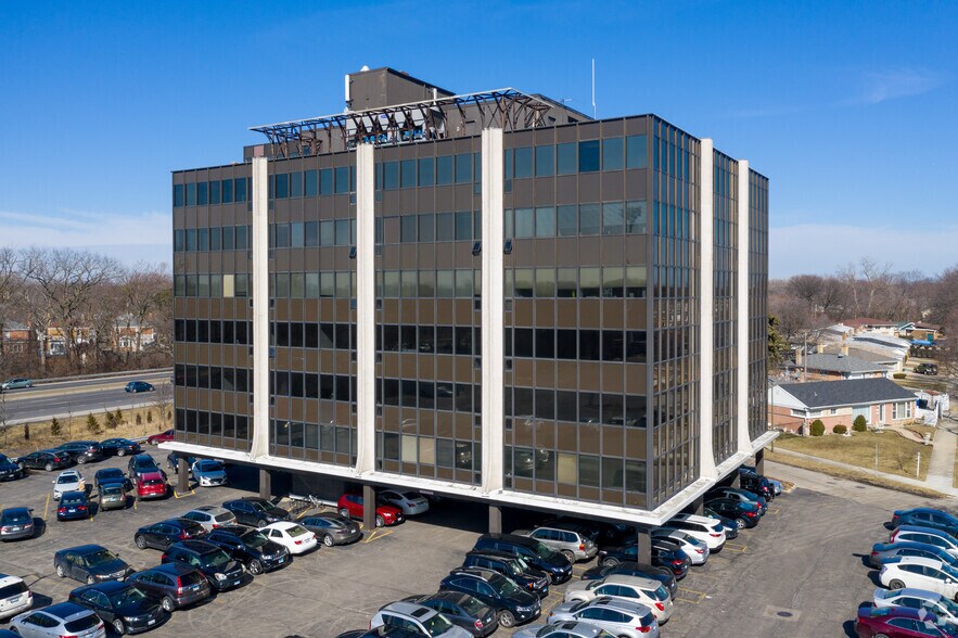6160 N Cicero Ave, Chicago, IL à louer - Photo du bâtiment - Image 3 de 13