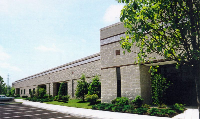 100 Grove Rd, Paulsboro, NJ for lease - Building Photo - Image 2 of 8