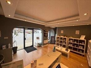 30 Gordon Rd, West Bridgford for lease Interior Photo- Image 2 of 6