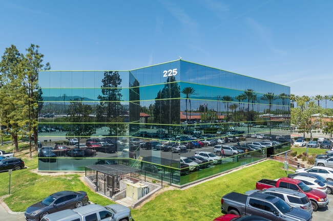 More details for 225 W Hospitality Ln, San Bernardino, CA - Office for Lease