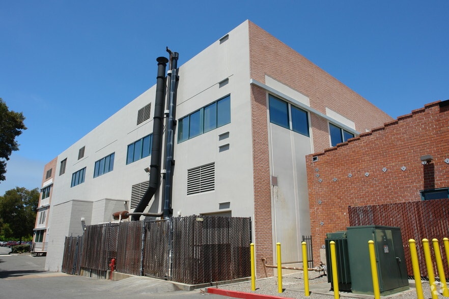 804-820 Heinz Ave, Berkeley, CA à louer - Photo du bâtiment - Image 3 de 3