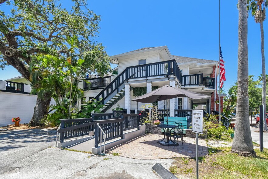 454 Main St, Safety Harbor, FL à vendre - Photo du bâtiment - Image 3 de 33
