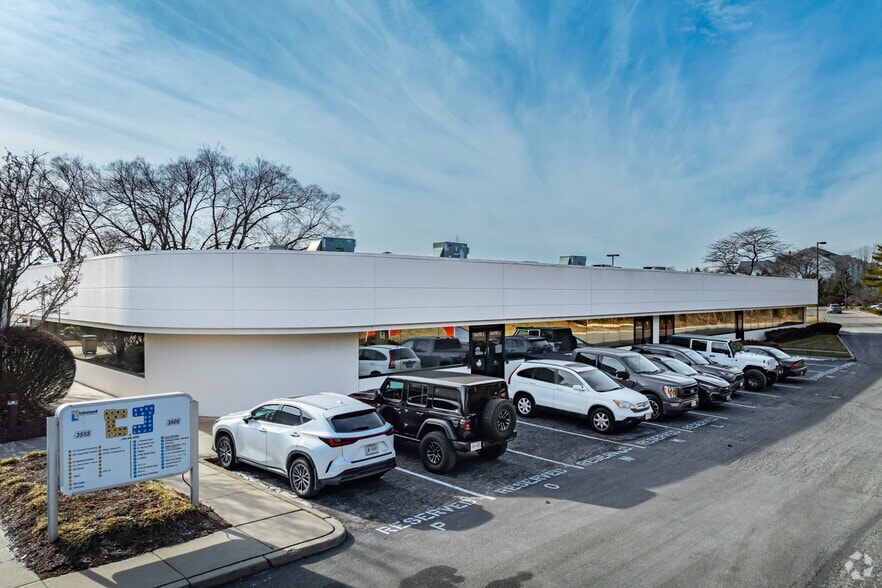 3505 Veterans Memorial Hwy, Ronkonkoma, NY for sale - Building Photo - Image 3 of 4
