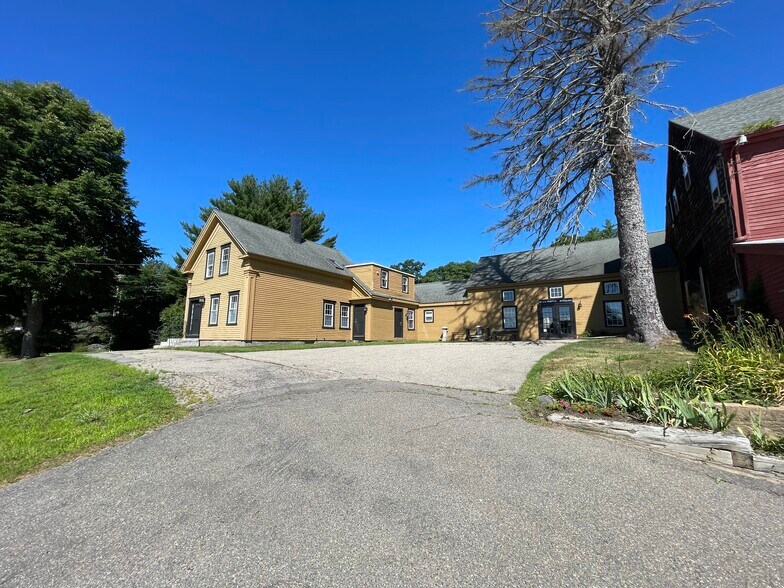 746 US ROUTE 1, York, ME à vendre - Photo du bâtiment - Image 2 de 6