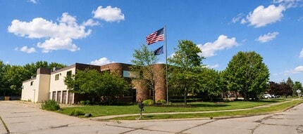 46480 Continental Dr, Chesterfield, MI for lease Building Photo- Image 2 of 2