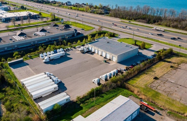 1180 S Service Rd, Hamilton, ON à vendre - Photo du bâtiment - Image 3 de 11