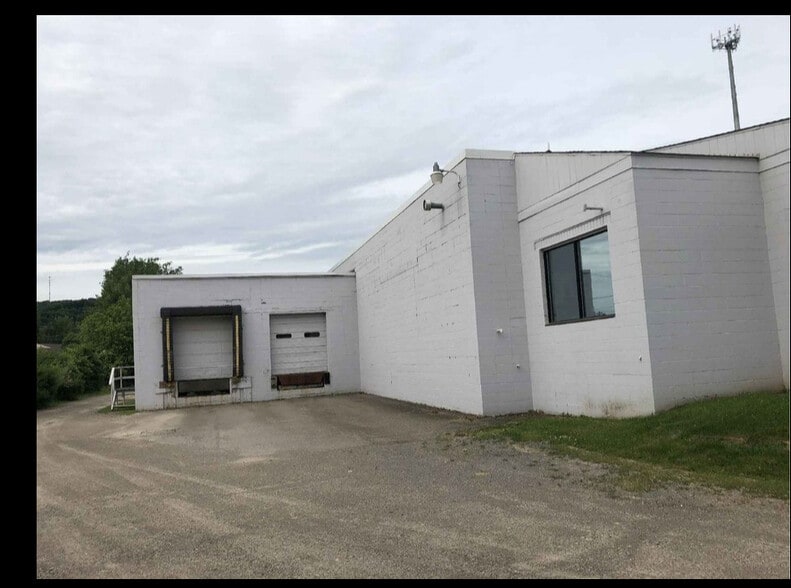 2251 Constitution Ave, Olean, NY for sale - Building Photo - Image 2 of 8