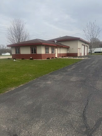 Plus de détails pour 220 Riverbirch Ct, Deerfield, WI - Flex à vendre