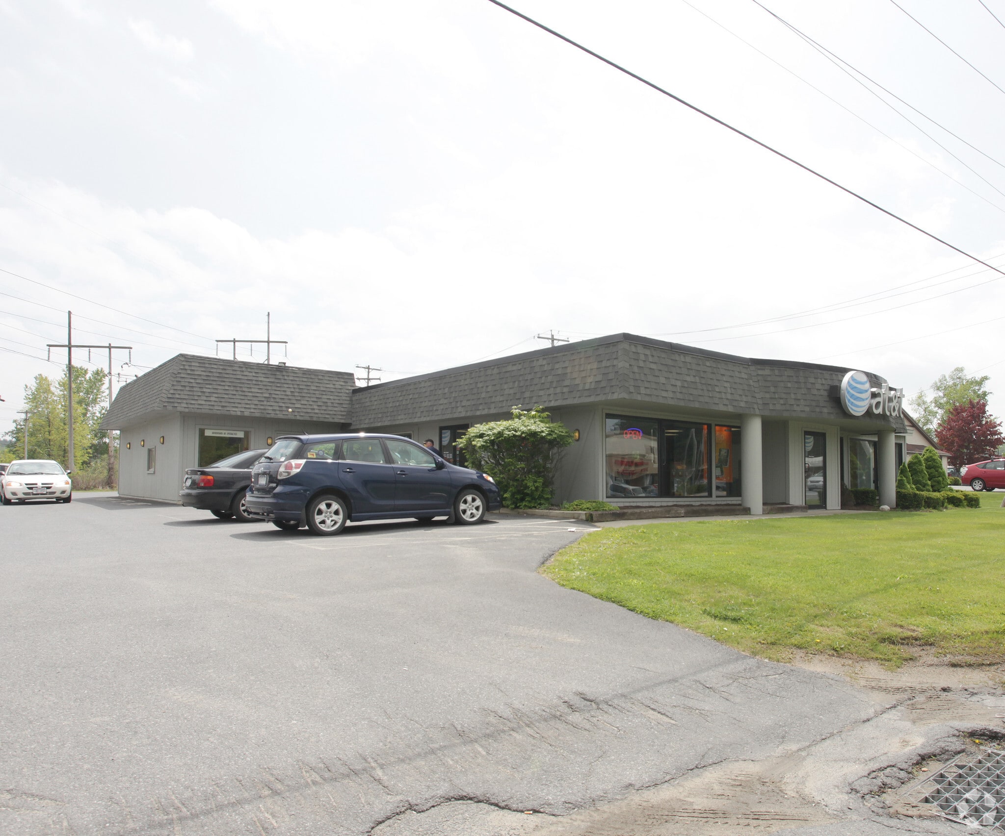 74 Quaker Rd, Queensbury, NY for lease Primary Photo- Image 1 of 3