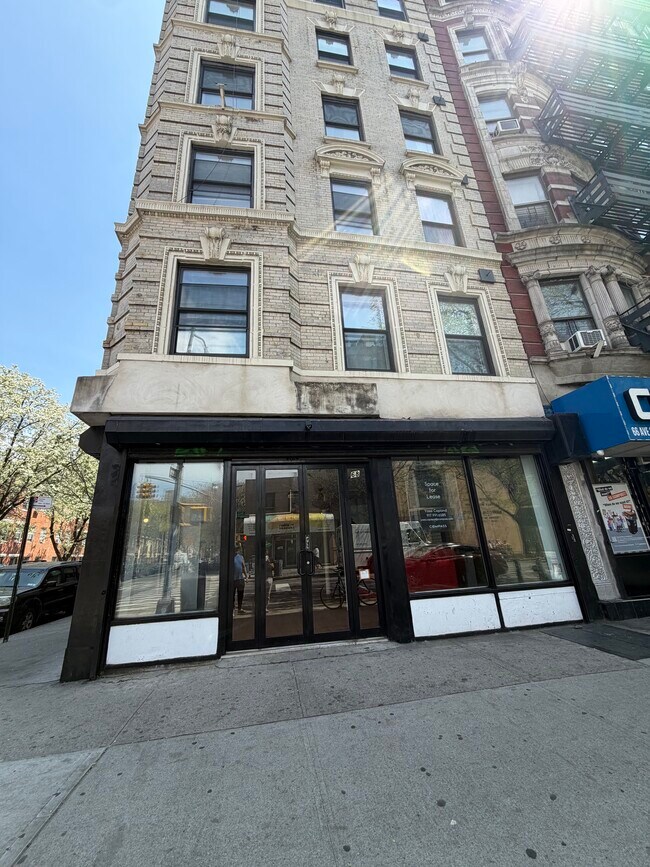 Plus de détails pour 68 Loisaida Ave, New York, NY - Commerce de détail à louer