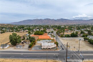 Plus de détails pour 4490 E Florida Ave, Hemet, CA - Vente au détail à vendre