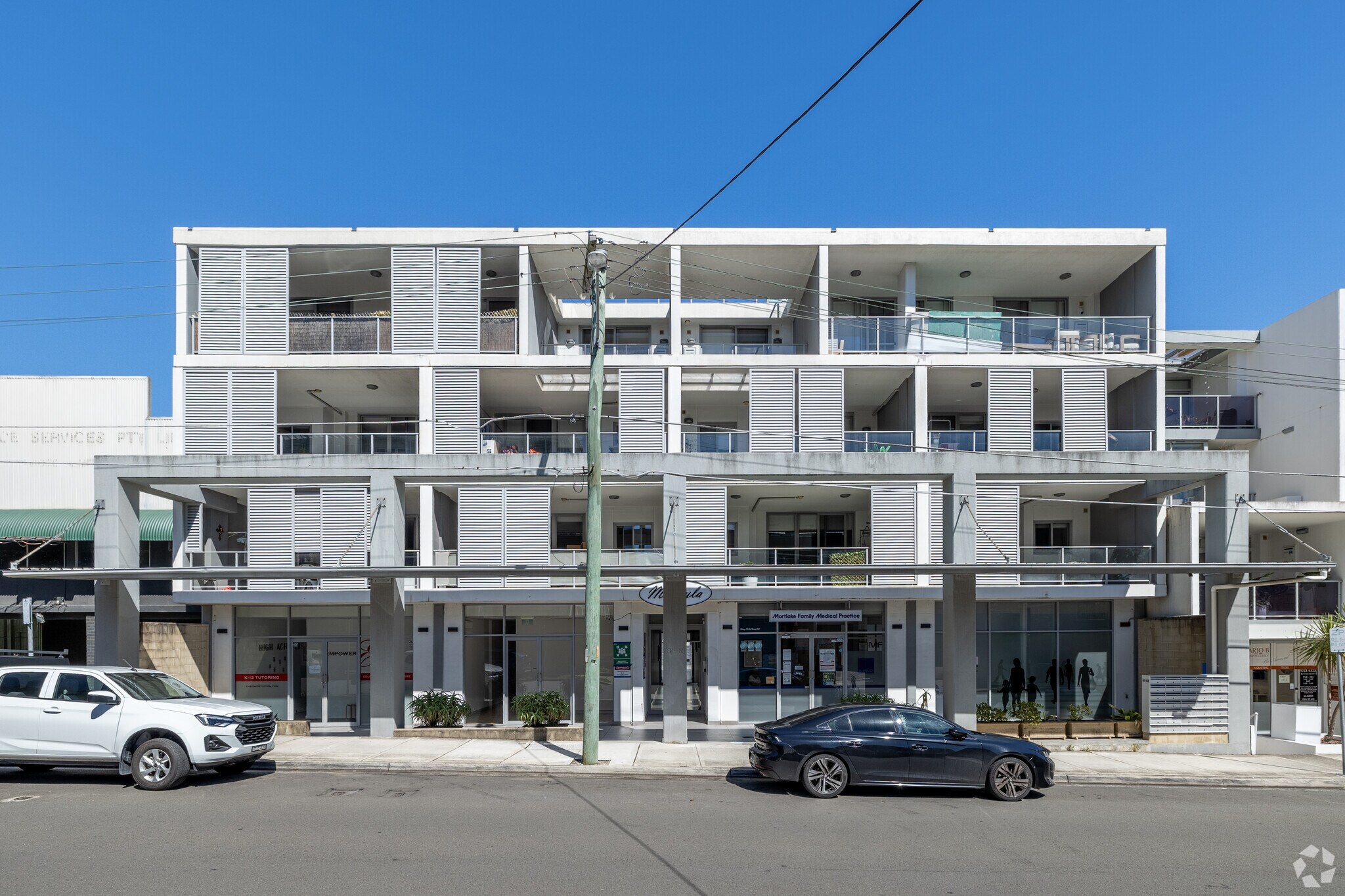 86-88 Tennyson Rd, Mortlake for lease Primary Photo- Image 1 of 6