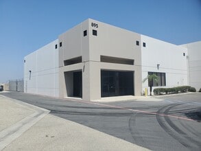 895 N Todd Ave, Azusa, CA for lease Interior Photo- Image 2 of 2