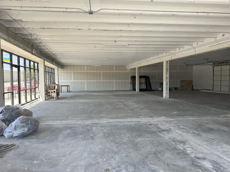 8404 E Kellogg, Wichita, KS à louer - Photo du bâtiment - Image 2 de 7
