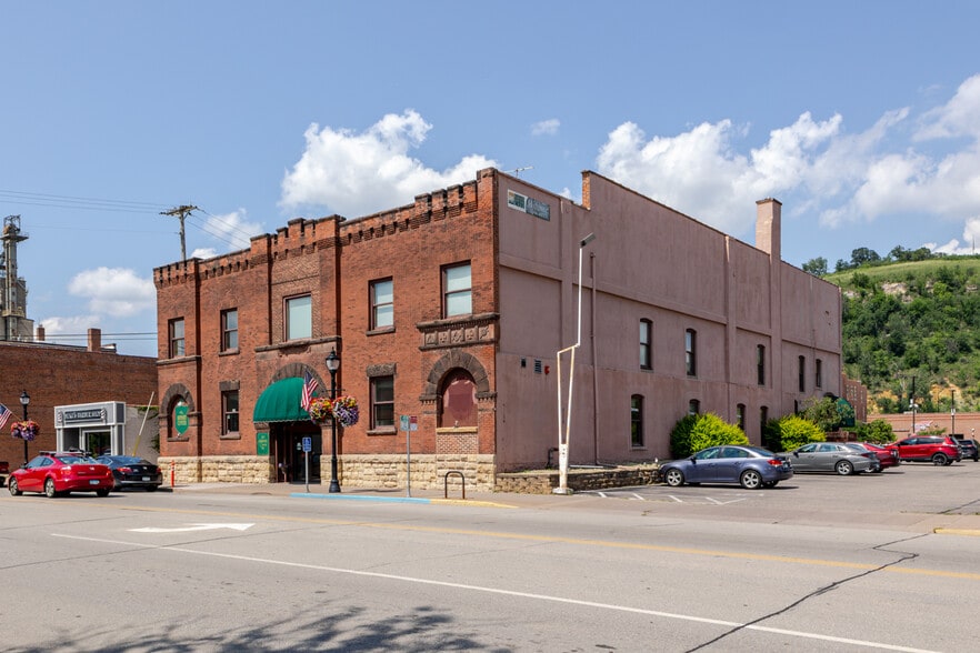 217 Plum St, Red Wing, MN for sale - Building Photo - Image 3 of 17