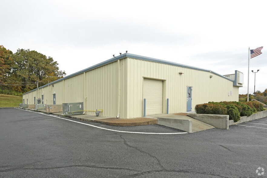 5911-5921 Rutledge Pike, Knoxville, TN à louer - Photo du bâtiment - Image 2 de 22