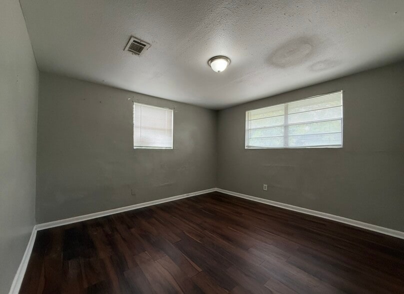 3510 Wilson St, Jacksonville, FL for sale - Building Photo - Image 2 of 8