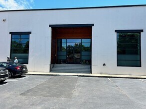 251 Armour Dr NE, Atlanta, GA for lease Building Photo- Image 1 of 8
