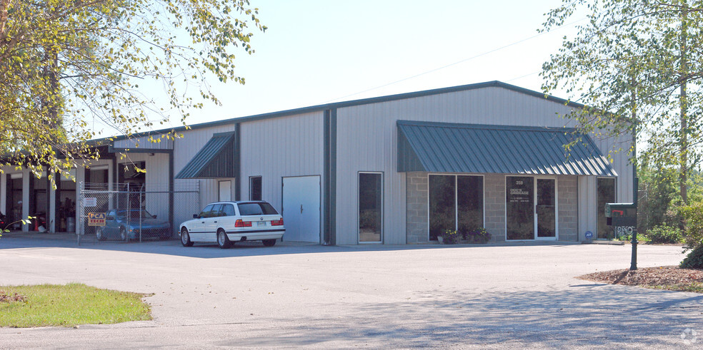 359 Porsche Dr, Lexington, SC for lease - Primary Photo - Image 1 of 24