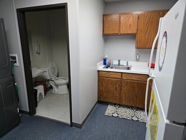 1210 FM 537, Floresville, TX à vendre - Photo du bâtiment - Image 3 de 9