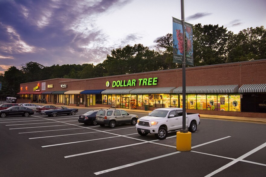 450 Ritchie Hwy, Severna Park, MD à louer - Photo du bâtiment - Image 2 de 10