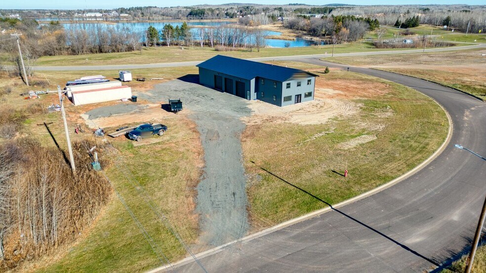 126 Iron Dr, Chisholm, MN à vendre - Photo du bâtiment - Image 3 de 32