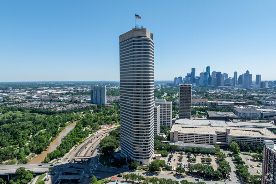 2929 Allen Pky, Houston, TX à louer - Photo principale - Image 1 de 5