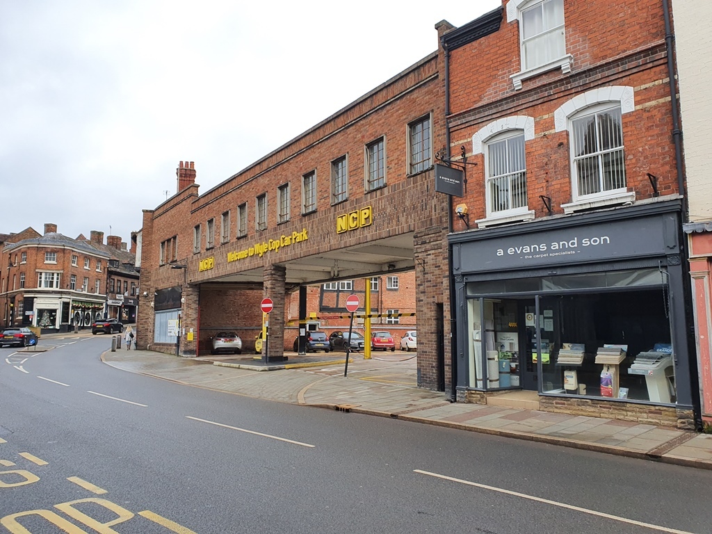 35 Wyle Cop, Shrewsbury for sale Primary Photo- Image 1 of 1